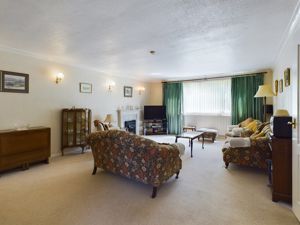 Sitting Room- click for photo gallery